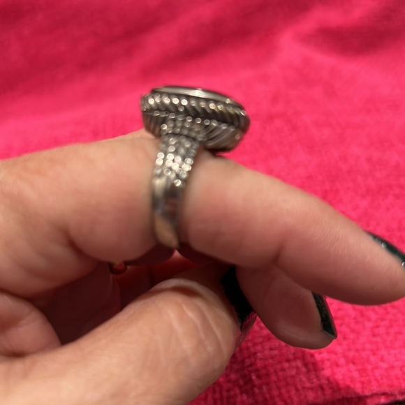 Vintage Ring - Picture 3 of 8